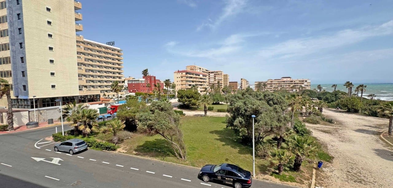 1 sypialnia Apartament na sprzedaż w Torrevieja - 159 999 € (Ref: 9041199)