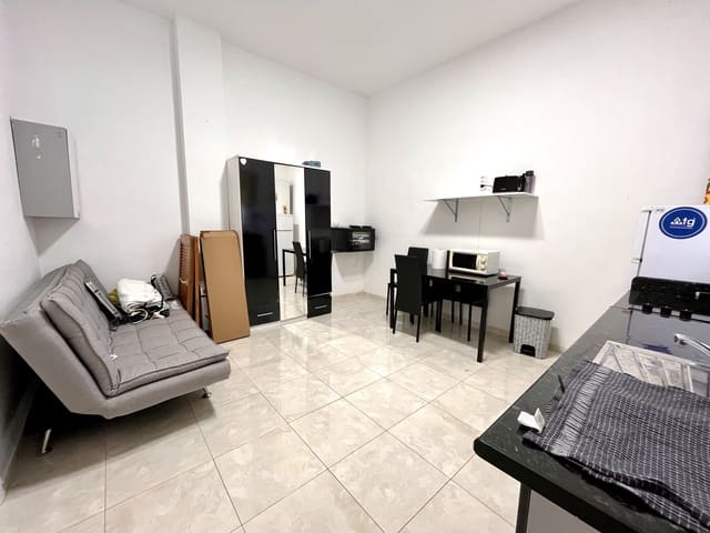 Erhverv til salg i Playa Flamenca, Orihuela - € 110.000 (Ref: 9041205)