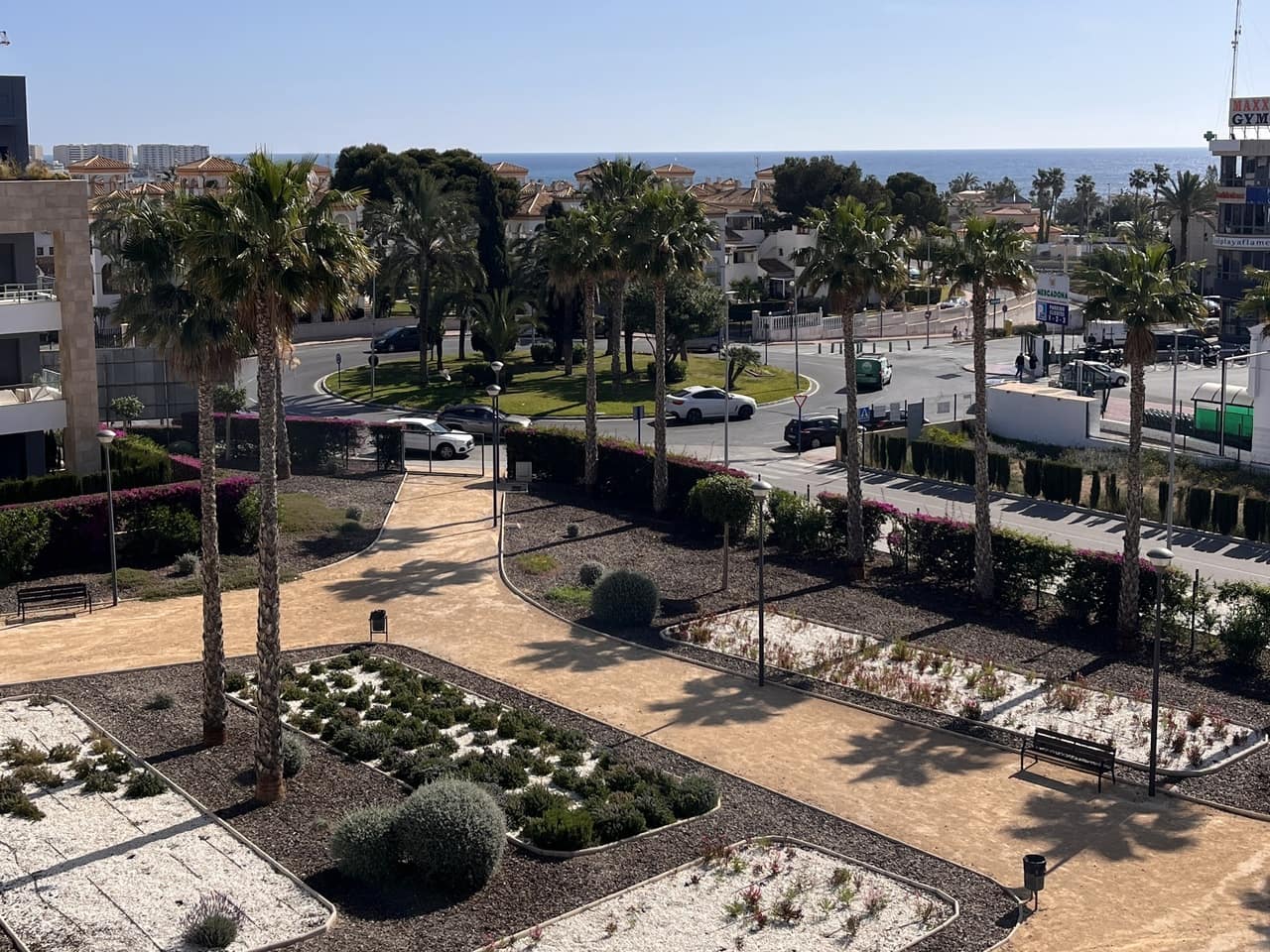 3 Zimmer Apartment zu verkaufen in Torrevieja mit Pool Garage - 324.000 € (Ref: 9049209)