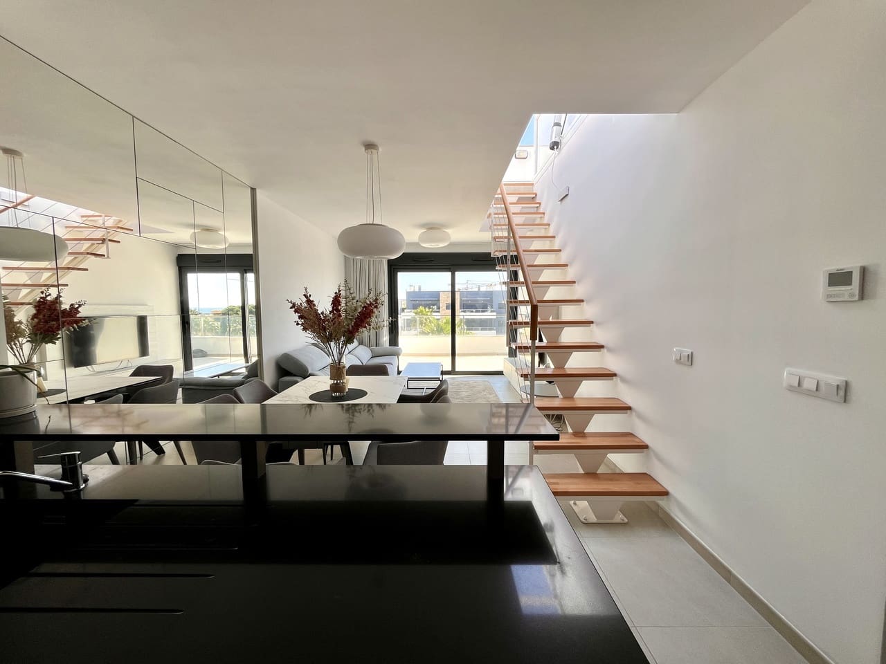 3 soveværelse Penthouse til salg i Torrevieja med swimmingpool garage - € 389.000 (Ref: 9049619)