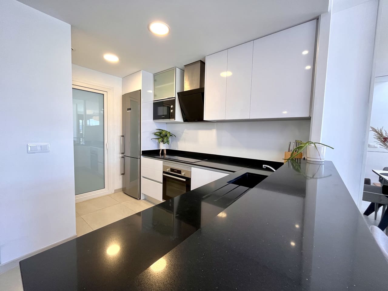 3 soveværelse Penthouse til salg i Torrevieja med swimmingpool garage - € 389.000 (Ref: 9049619)