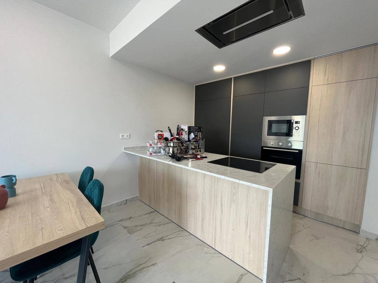 3 soveværelse Penthouse til salg i Torrevieja med swimmingpool garage - € 389.000 (Ref: 9049621)