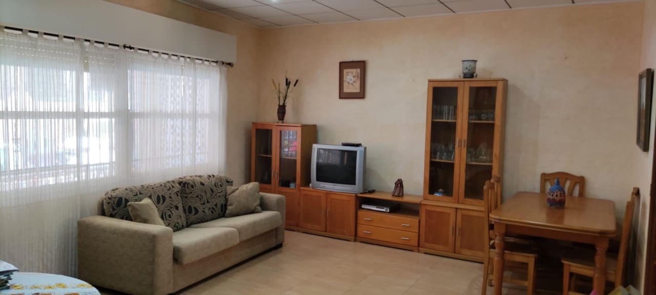 3 sypialnia Willa na sprzedaż w Torrevieja - 210 000 € (Ref: 9068997)