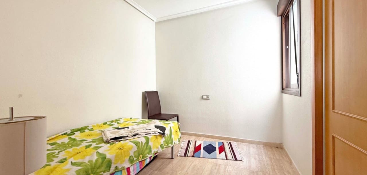 3 sypialnia Apartament na sprzedaż w Torrevieja z basenem - 185 000 € (Ref: 9078162)