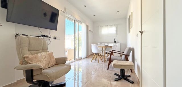 2 sypialnia Willa na sprzedaż w El Molino, Torrevieja z basenem - 199 900 € (Ref: 9078177)