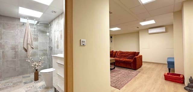 1 makuuhuone Kaupallinen myytävänä paikassa El Molino, Torrevieja - 165 000 € (Ref: 9078181)