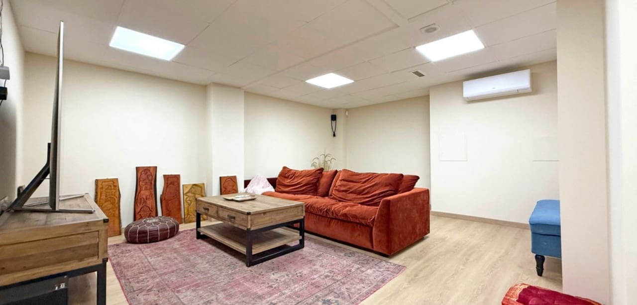 Local Comercial de 1 habitación en Torrevieja en venta - 165.000 € (Ref: 9078181)