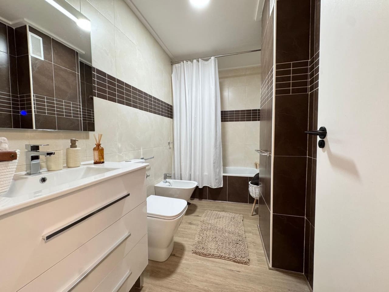 3 soveværelse Lejlighed til salg i Torrevieja - € 219.900 (Ref: 9085488)