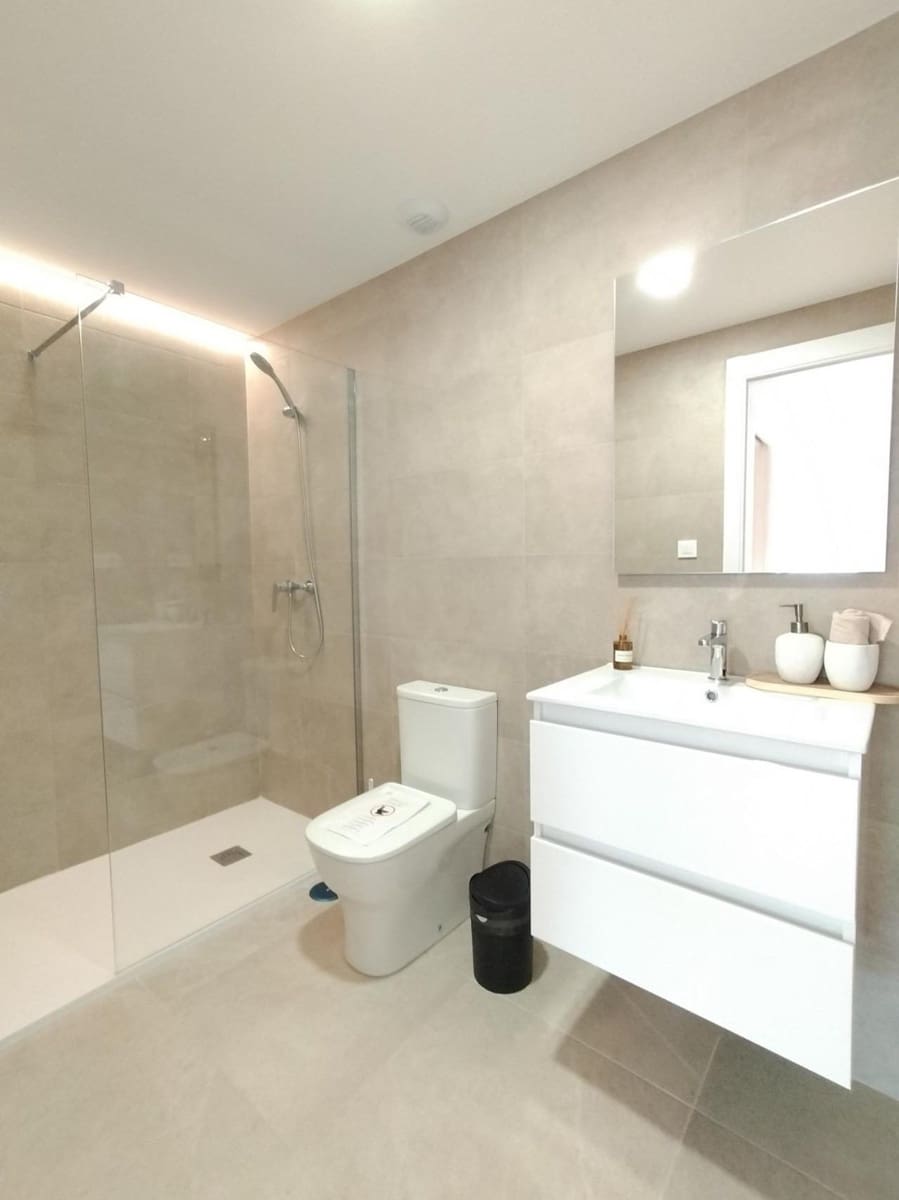 2 sovrum Lägenhet till salu i Monforte del Cid med pool garage - 270 000 € (Ref: 9162483)