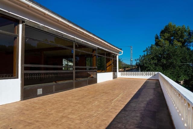 Kommersiell til salgs i Alcalalí / Alcanalí med svømmebasseng - € 299 000 (Ref: 9166138)