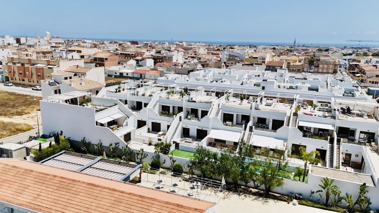 2 quarto Apartamento para venda em Pilar de la Horadada - 224 000 € (Ref: 9166232)