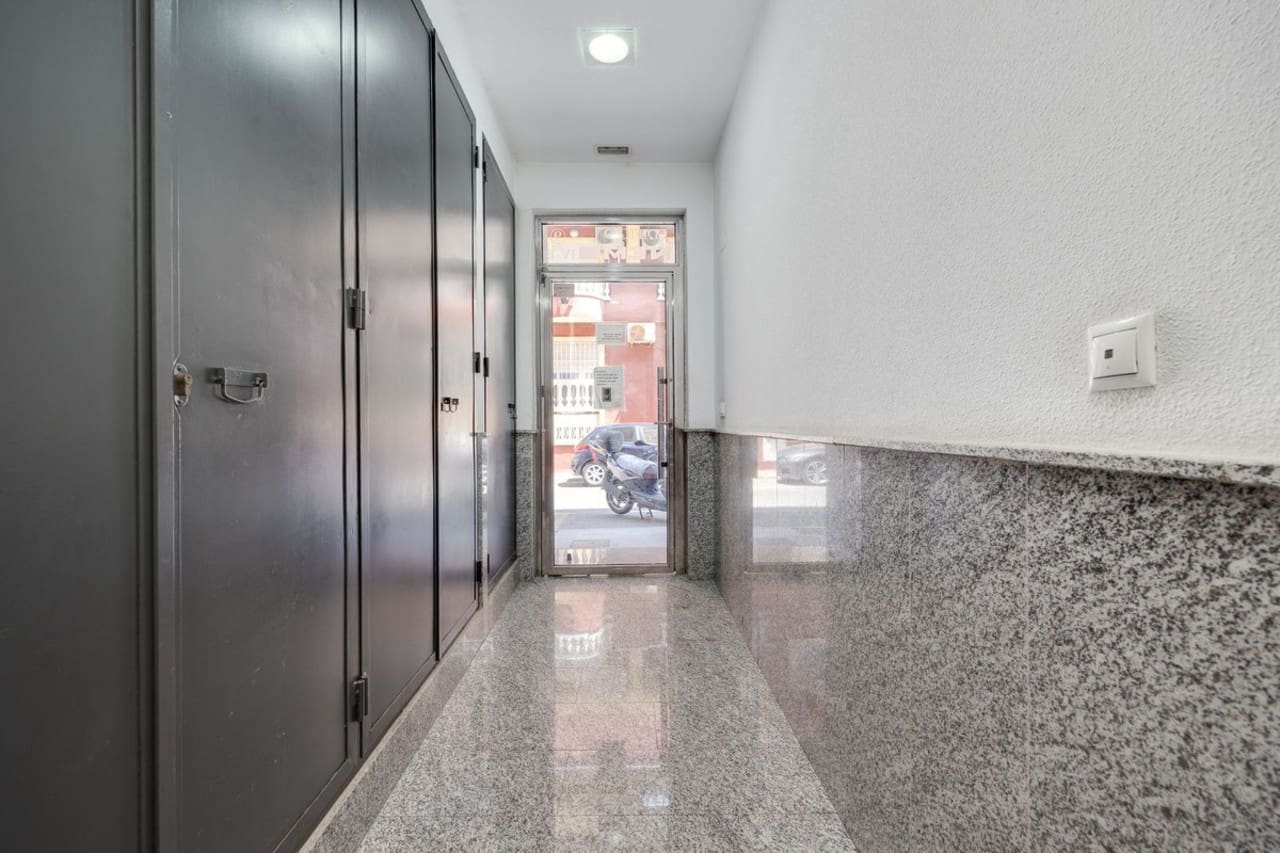 3 slaapkamer Appartement te koop in Torrevieja - € 209.000 (Ref: 9166248)