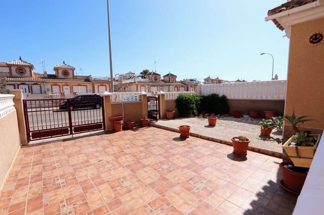 3 sovrum Villa till salu i Playa Flamenca, Orihuela med pool - 220 000 € (Ref: 9166265)