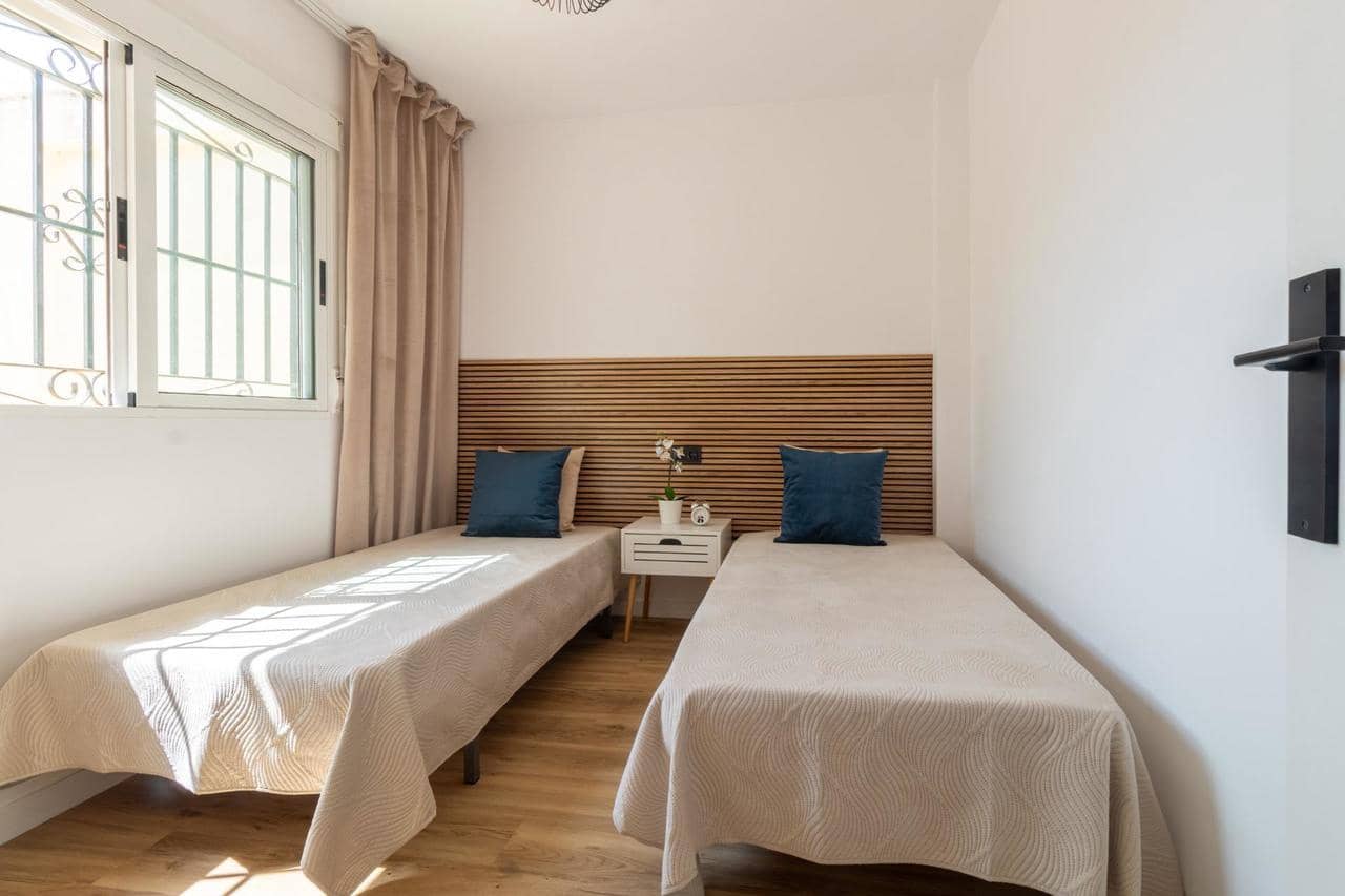 3 soverom Hus til salgs i Torrevieja med svømmebasseng garasje - € 279 000 (Ref: 9166284)