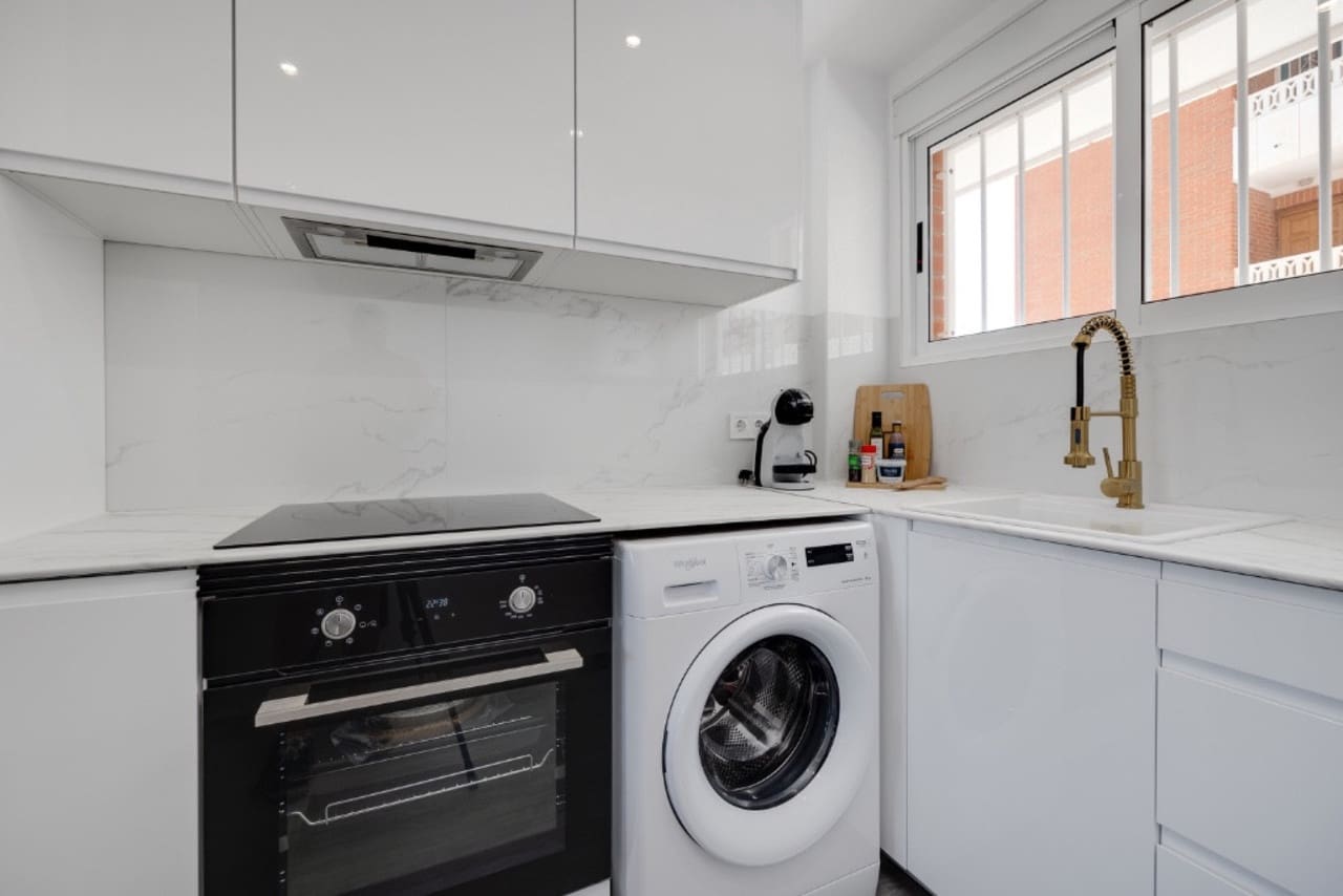 2 makuuhuone Huoneisto myytävänä paikassa Punta Prima - 189 900 € (Ref: 9171775)