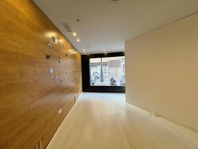 3 soverom Kommersiell til salgs i Zona Pueblo, Guardamar del Segura - € 222 000 (Ref: 9176393)