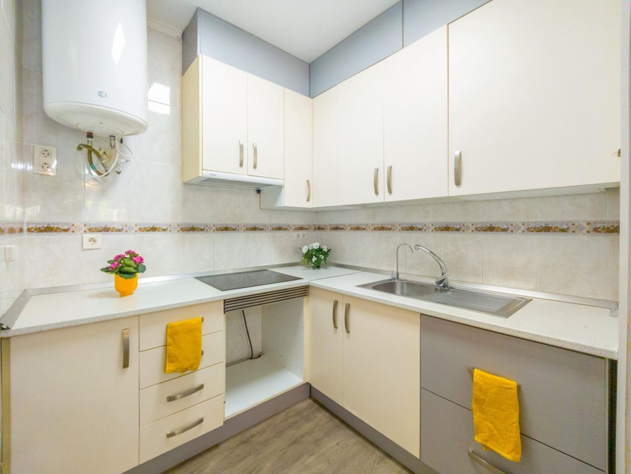 3 quarto Apartamento para venda em Torrevieja - 155 000 € (Ref: 9324887)