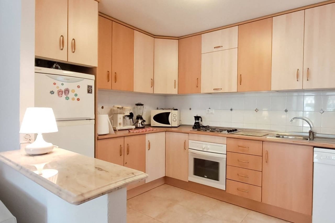 2 soverom Villa til salgs i Torrevieja med svømmebasseng - € 185 000 (Ref: 9325005)