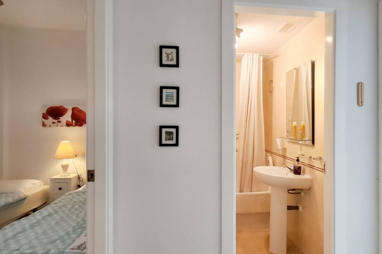 2 soverom Villa til salgs i Torrevieja med svømmebasseng - € 185 000 (Ref: 9325005)