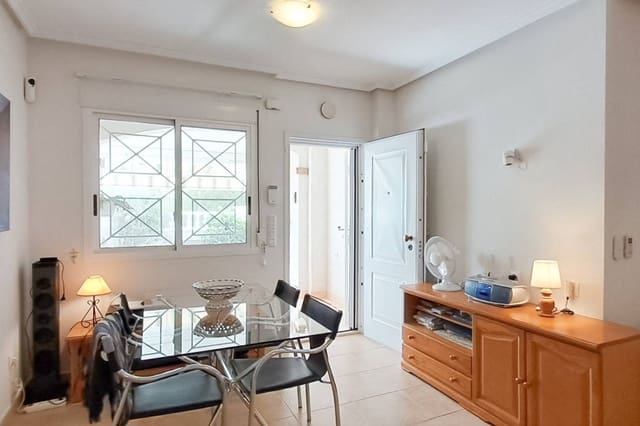 2 sypialnia Willa na sprzedaż w El Molino, Torrevieja z basenem - 185 000 € (Ref: 9325005)