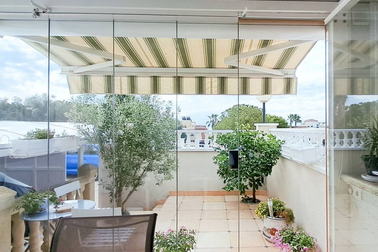 2 soverom Villa til salgs i Torrevieja med svømmebasseng - € 185 000 (Ref: 9325005)