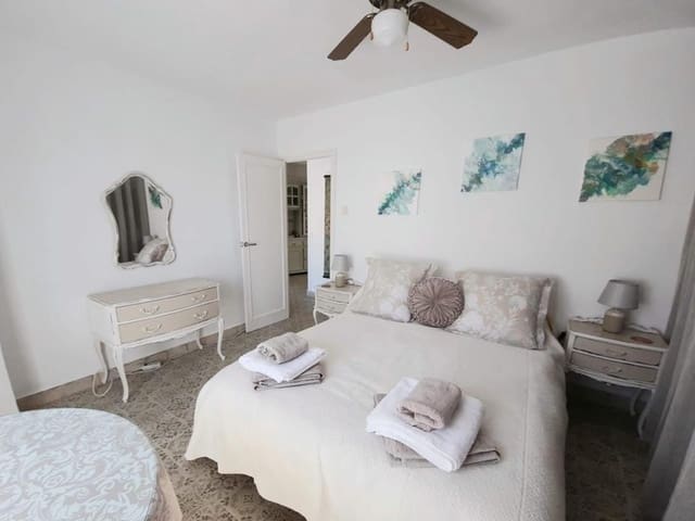 2 bedroom Apartment for sale in Centro Urbano, Dénia - € 172,000 (Ref: 9325010)