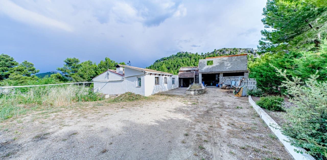 2 Zimmer Villa zu verkaufen in Confrides - 165.000 € (Ref: 9325043)