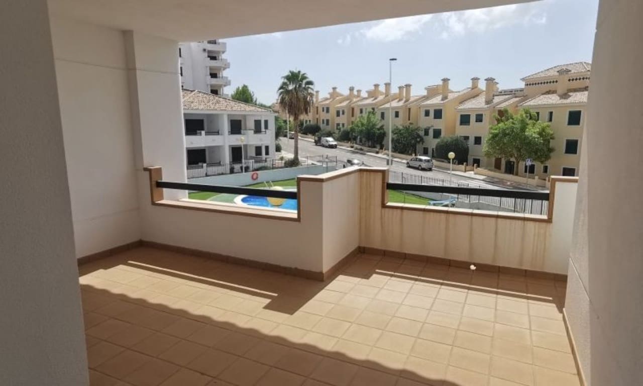 2 makuuhuone Huoneisto myytävänä paikassa Orihuela Costa mukana uima-altaan - 219 400 € (Ref: 9325143)