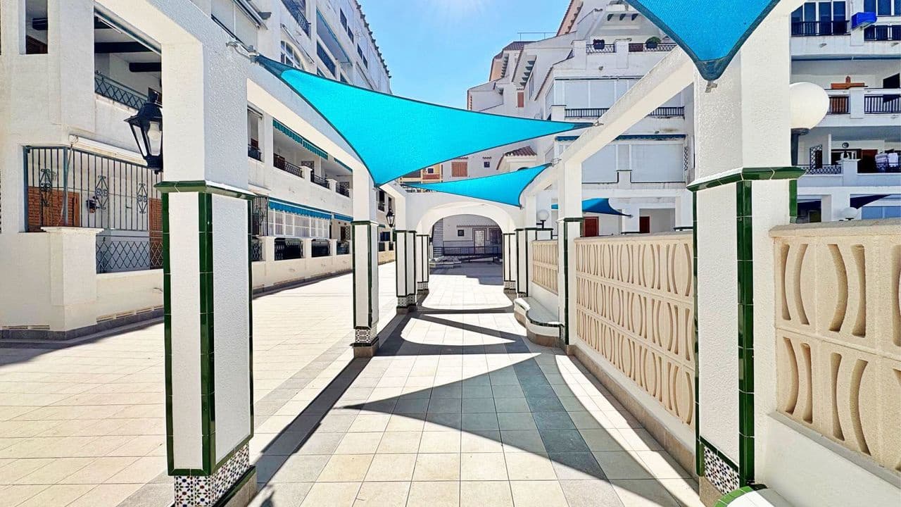 1 makuuhuone Huoneisto myytävänä paikassa Torrevieja - 187 900 € (Ref: 9330895)