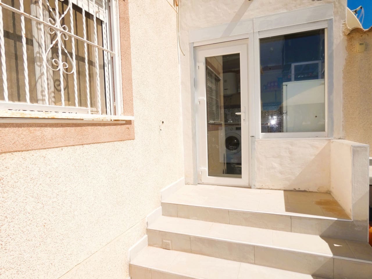 3 soveværelse Villa til salg i Torrevieja - € 189.000 (Ref: 9334816)