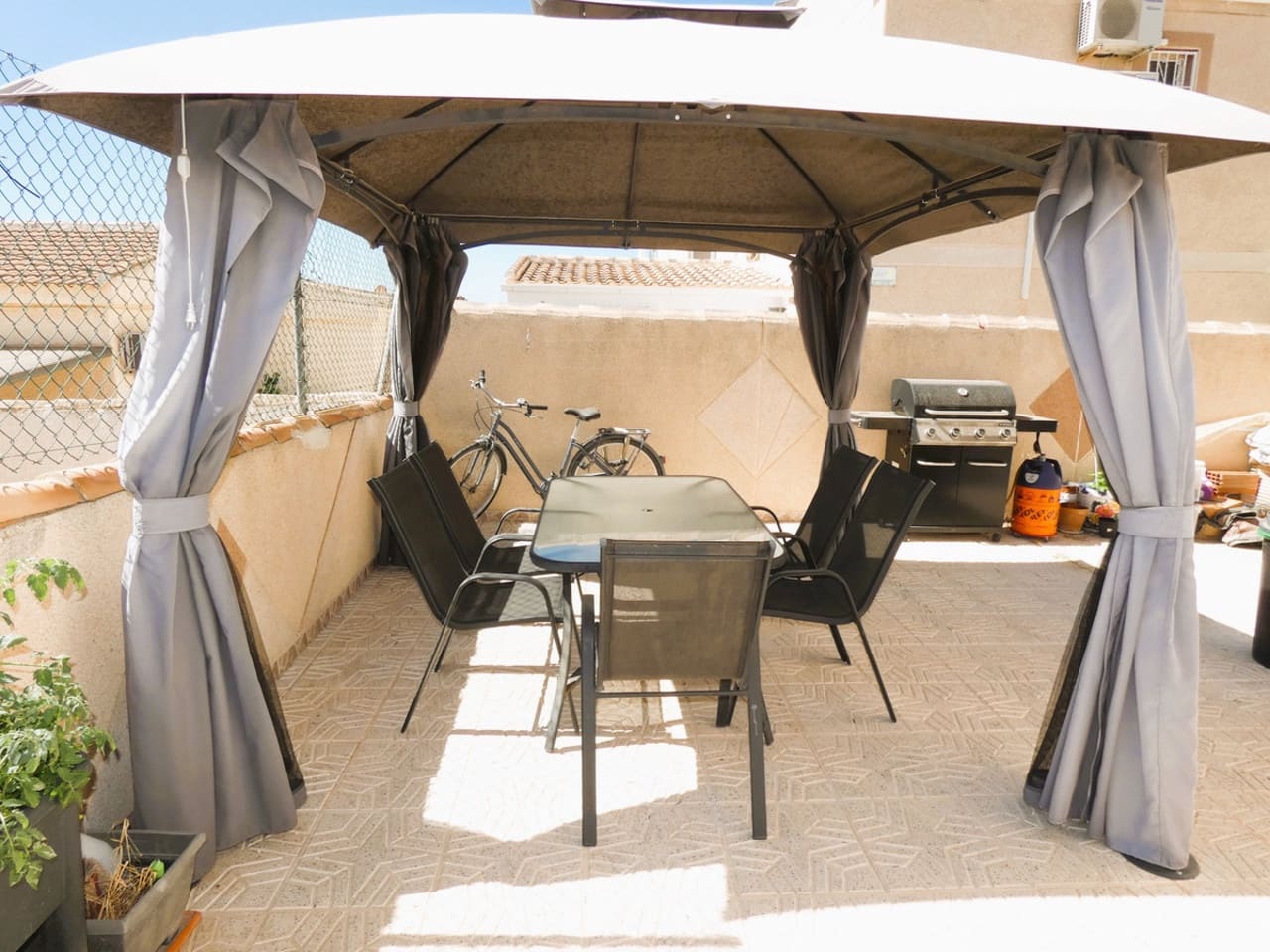 3 soveværelse Villa til salg i Torrevieja - € 189.000 (Ref: 9334816)