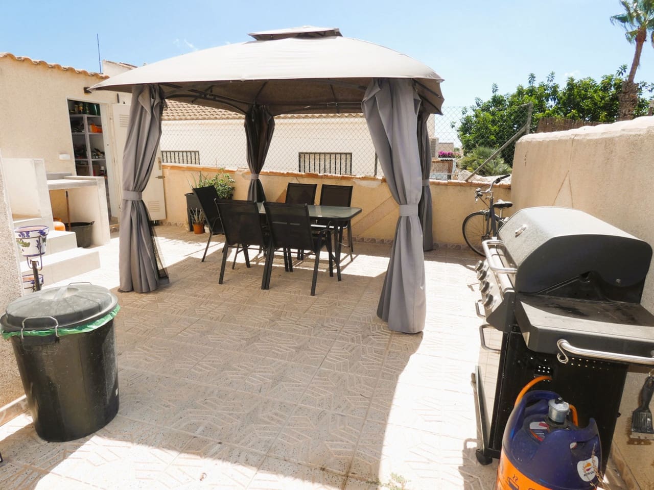 3 soveværelse Villa til salg i Torrevieja - € 189.000 (Ref: 9334816)
