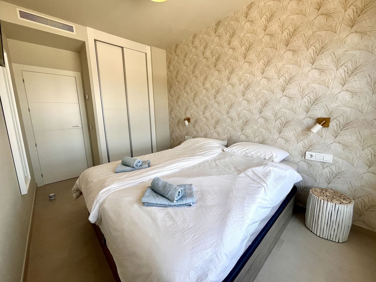 Ático de 3 habitaciones en Pilar de la Horadada en venta con piscina - 420.000 € (Ref: 9335398)