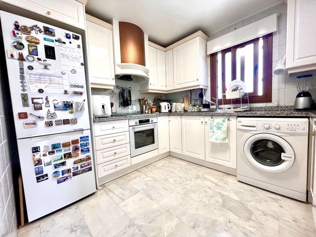 2 sovrum Lägenhet till salu i La Zenia, Orihuela med pool - 179 999 € (Ref: 9335402)