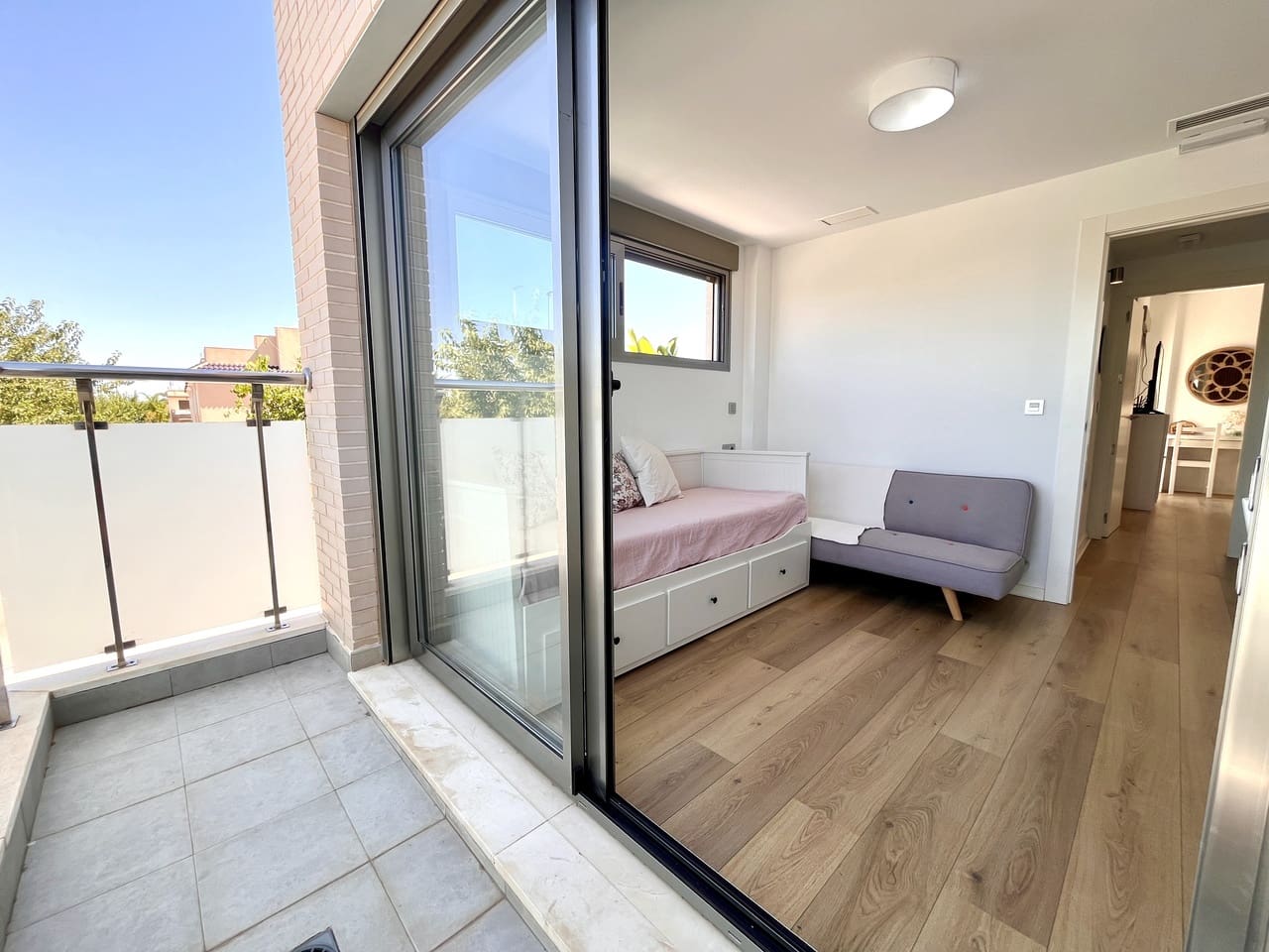 4 bedroom Villa for sale in Pilar de la Horadada with pool - € 650,000 (Ref: 9335408)