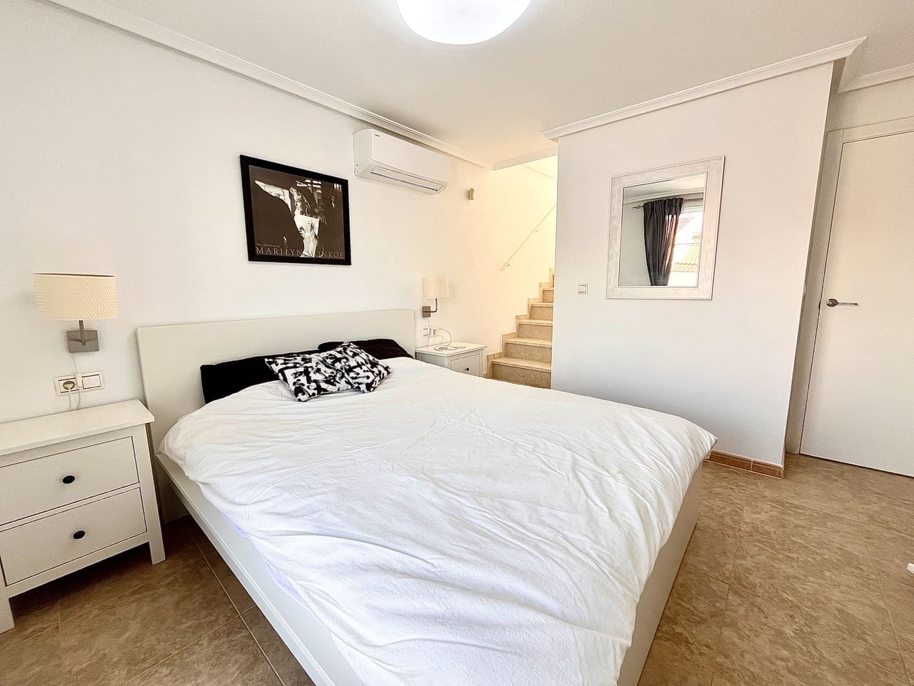 2 soveværelse Byhus til salg i Torrevieja med garage - € 254.000 (Ref: 9335420)