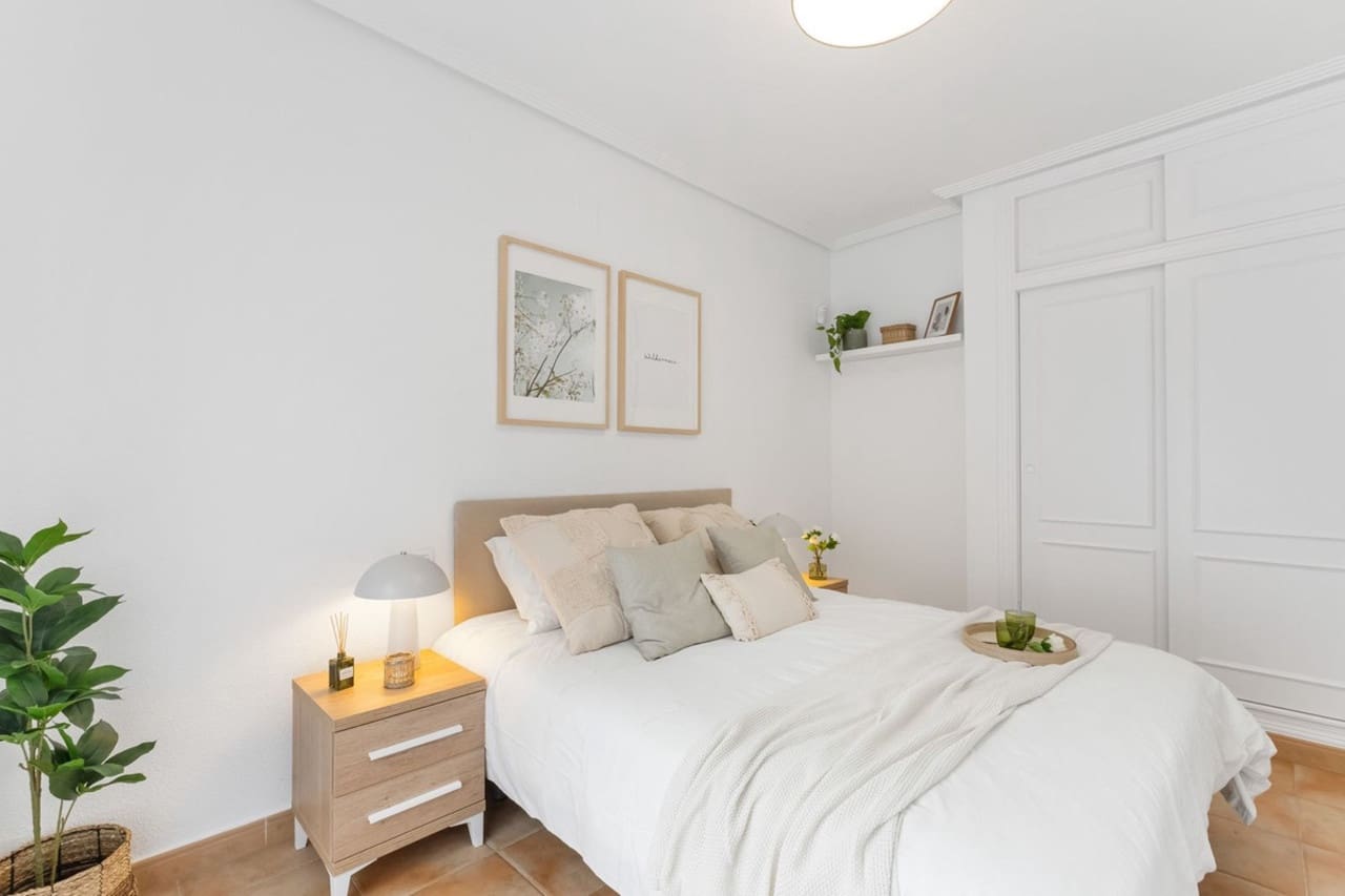 2 camera da letto Villa in vendita in Villamartin con piscina - 197.000 € (Rif: 9335569)