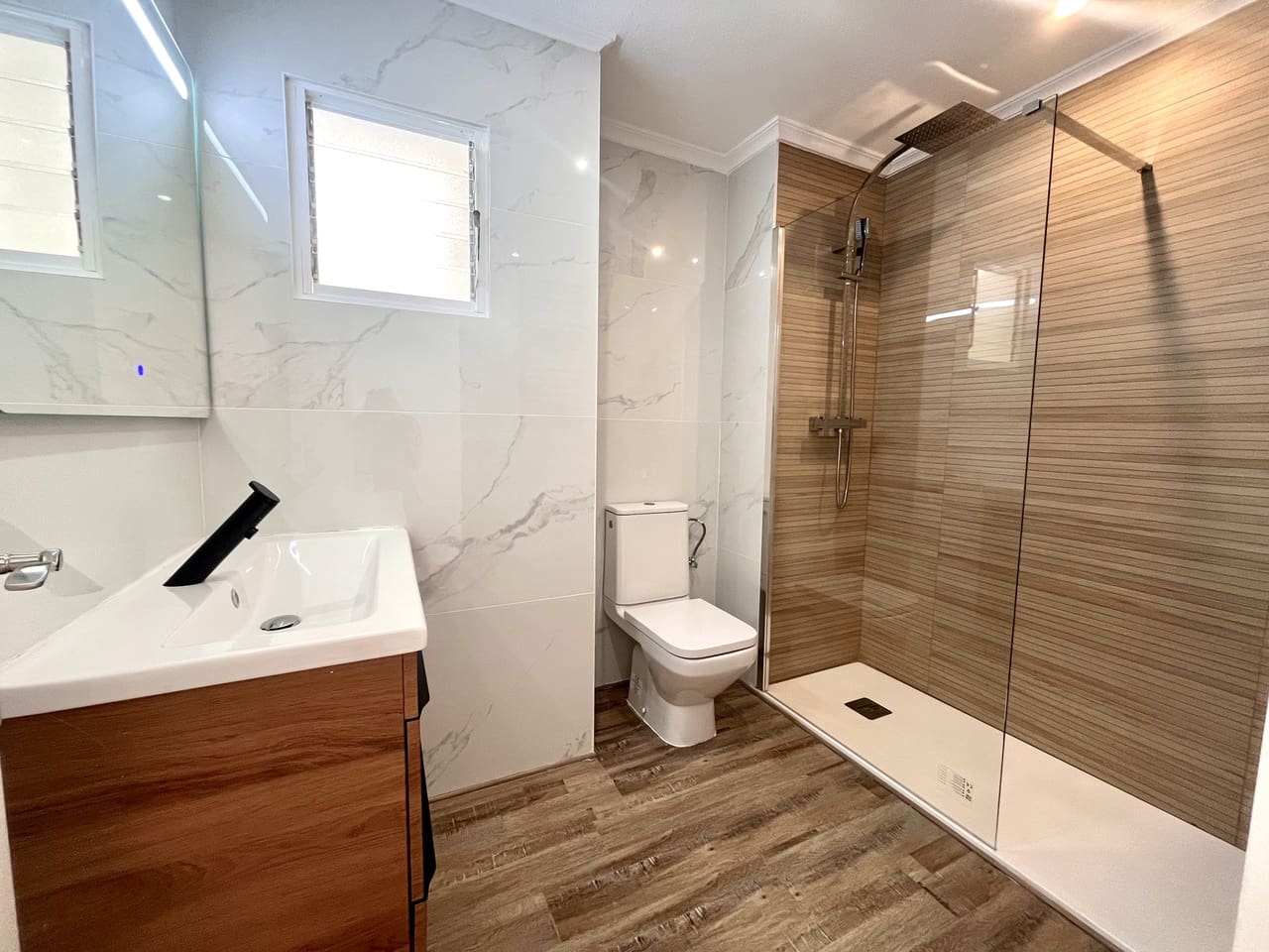 2 makuuhuone Huoneisto myytävänä paikassa San Miguel de Salinas mukana uima-altaan - 165 000 € (Ref: 9336910)