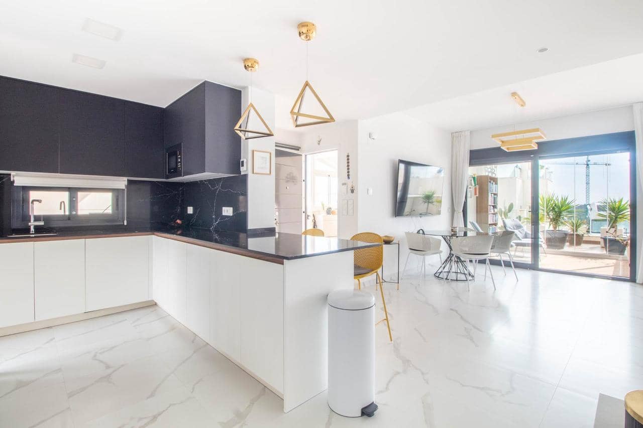 2 soveværelse Lejlighed til salg i San Miguel de Salinas med swimmingpool garage - € 329.900 (Ref: 9337890)