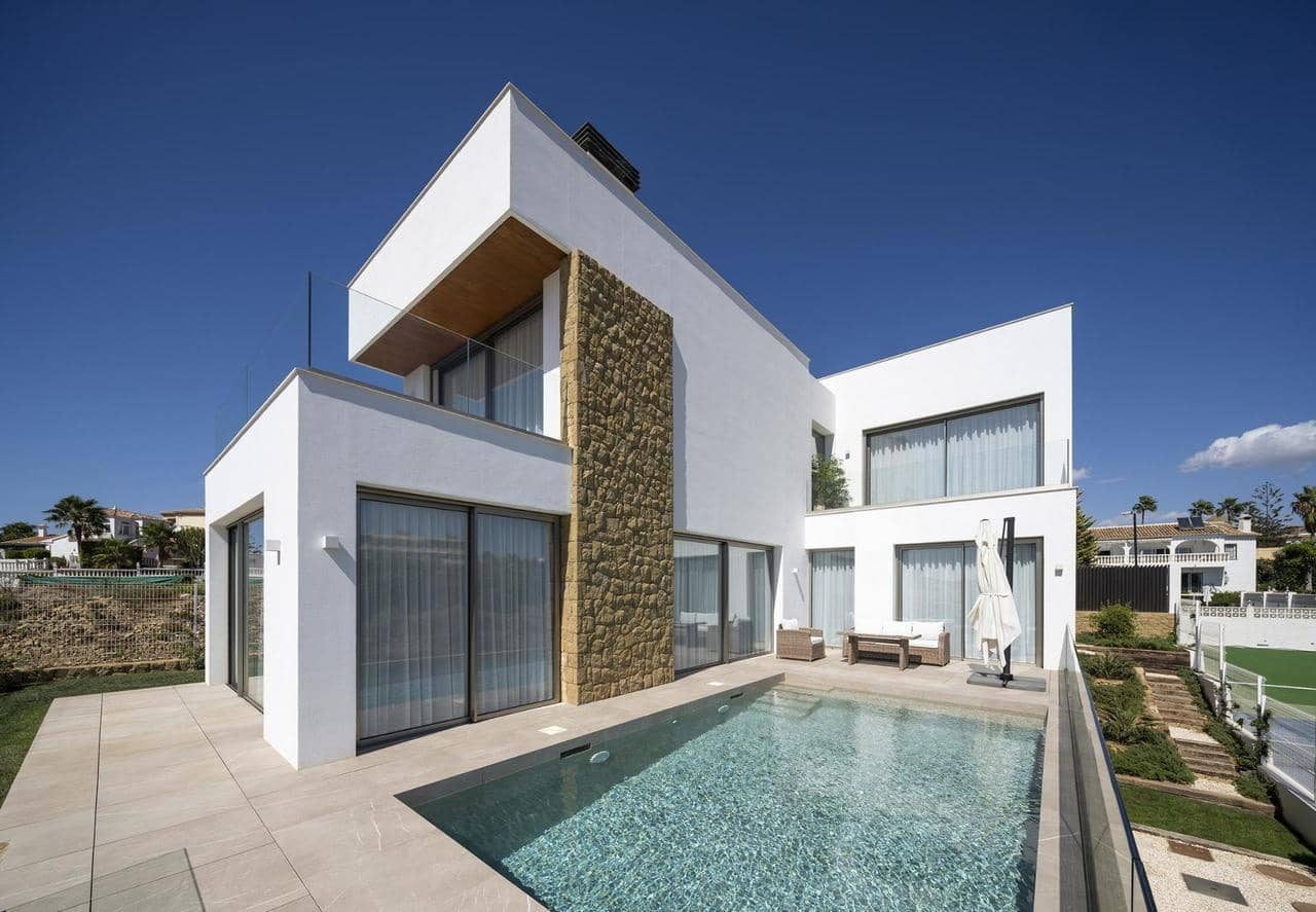 Chalet de 5 habitaciones en Mijas en venta con piscina - 2.275.000 € (Ref: 9337893)