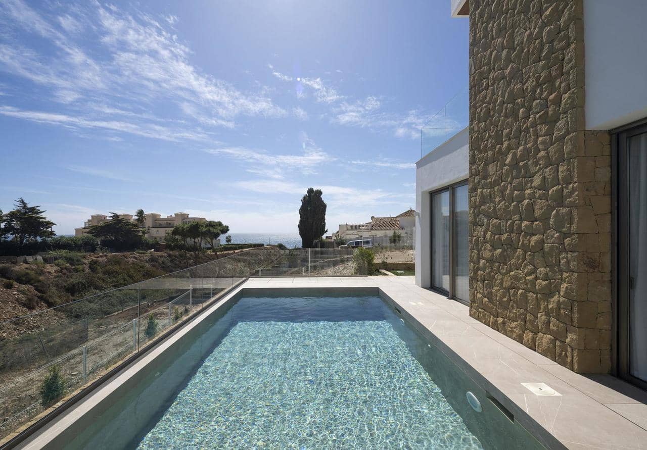 Chalet de 5 habitaciones en Mijas en venta con piscina - 2.275.000 € (Ref: 9337893)