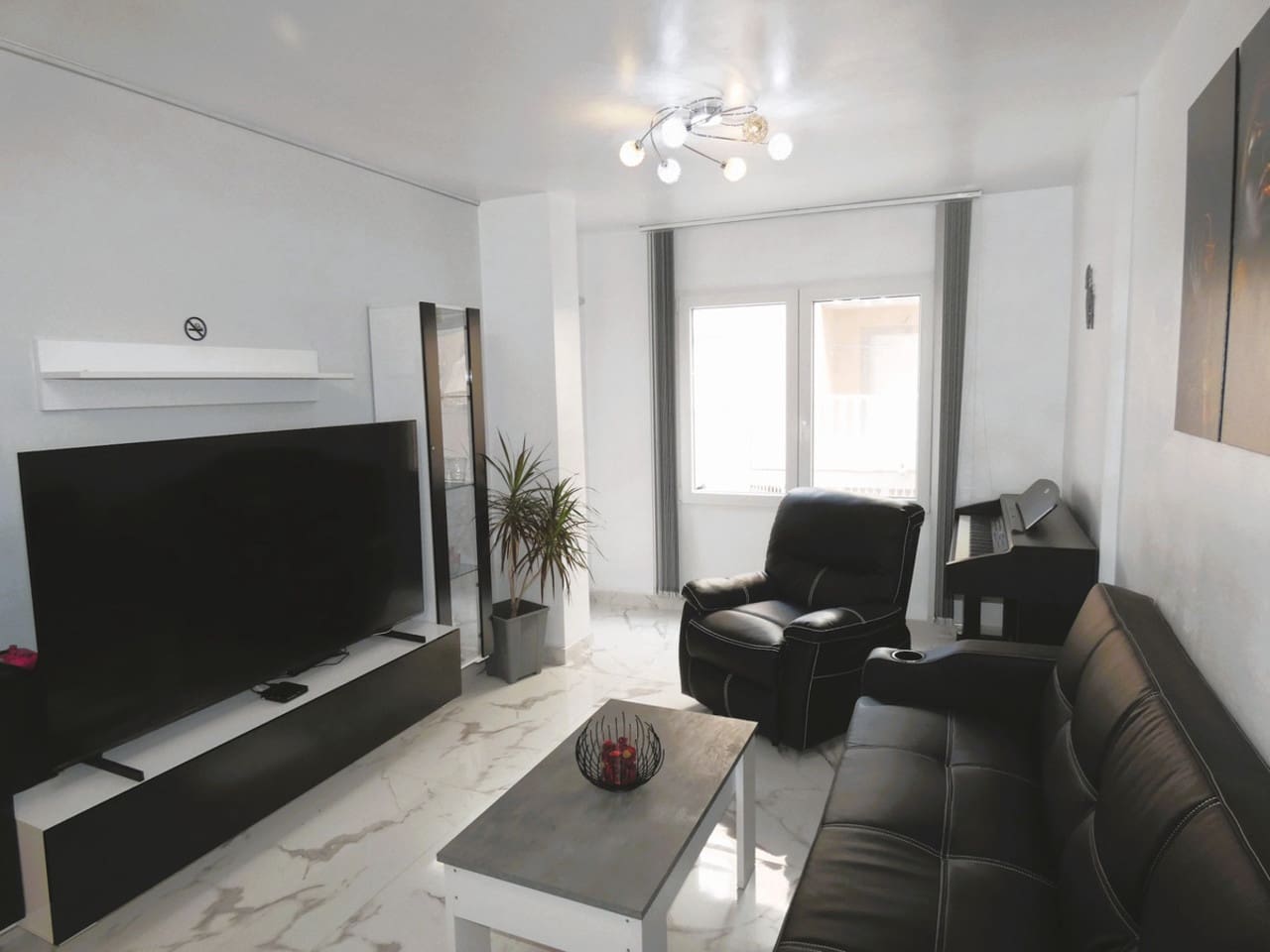 3 sypialnia Apartament na sprzedaż w Torrevieja - 199 000 € (Ref: 9337905)