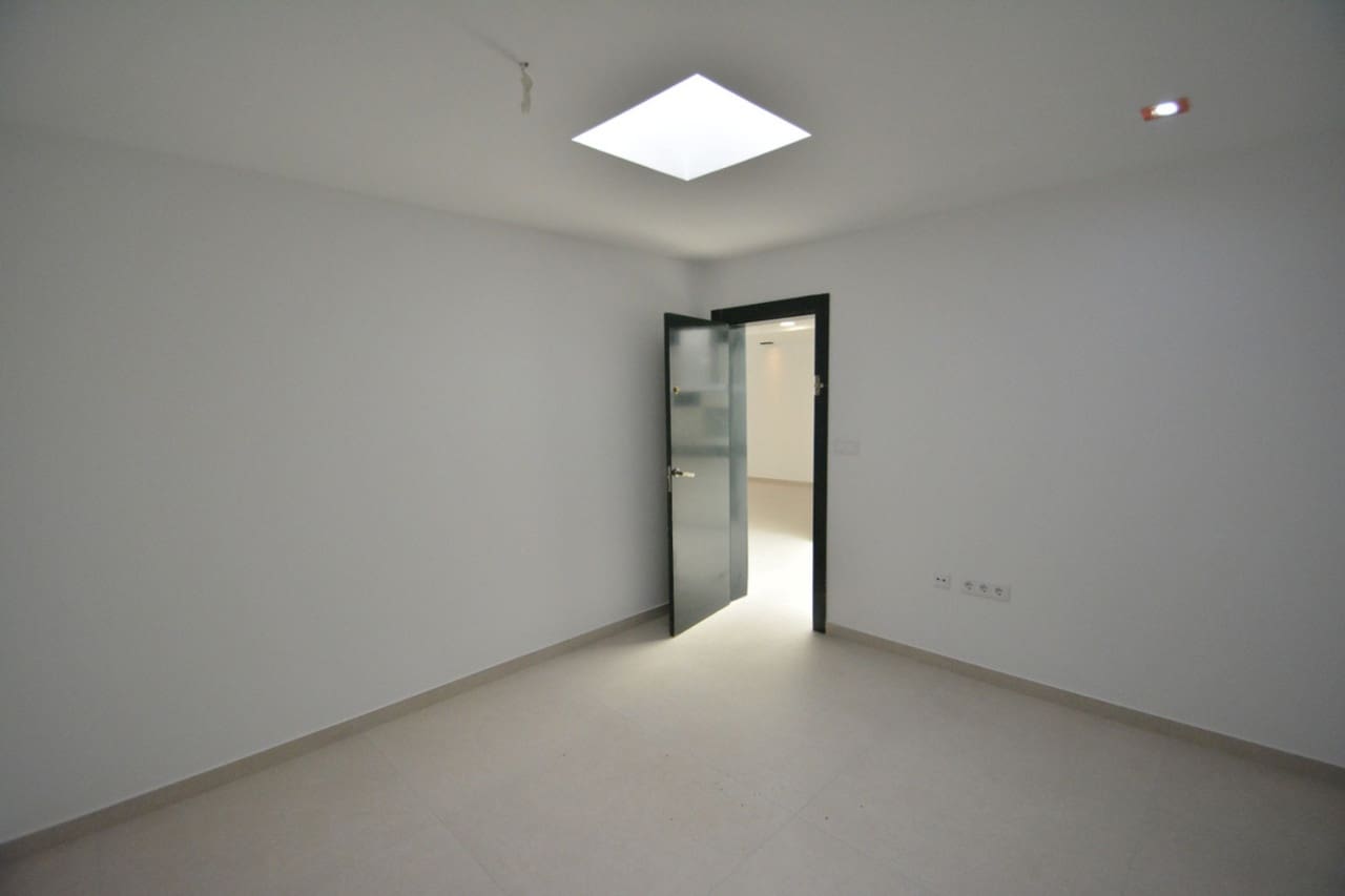 4 chambre Villa/Maison à vendre à Los Montesinos - 220 000 € (Ref: 9337923)