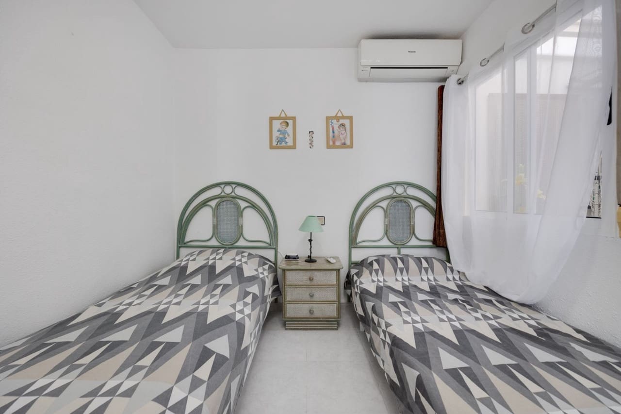 3 soverom Leilighet til salgs i Orihuela Costa med svømmebasseng - € 174 900 (Ref: 9344596)