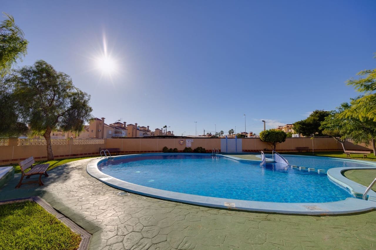 3 soverom Leilighet til salgs i Orihuela Costa med svømmebasseng - € 174 900 (Ref: 9344596)