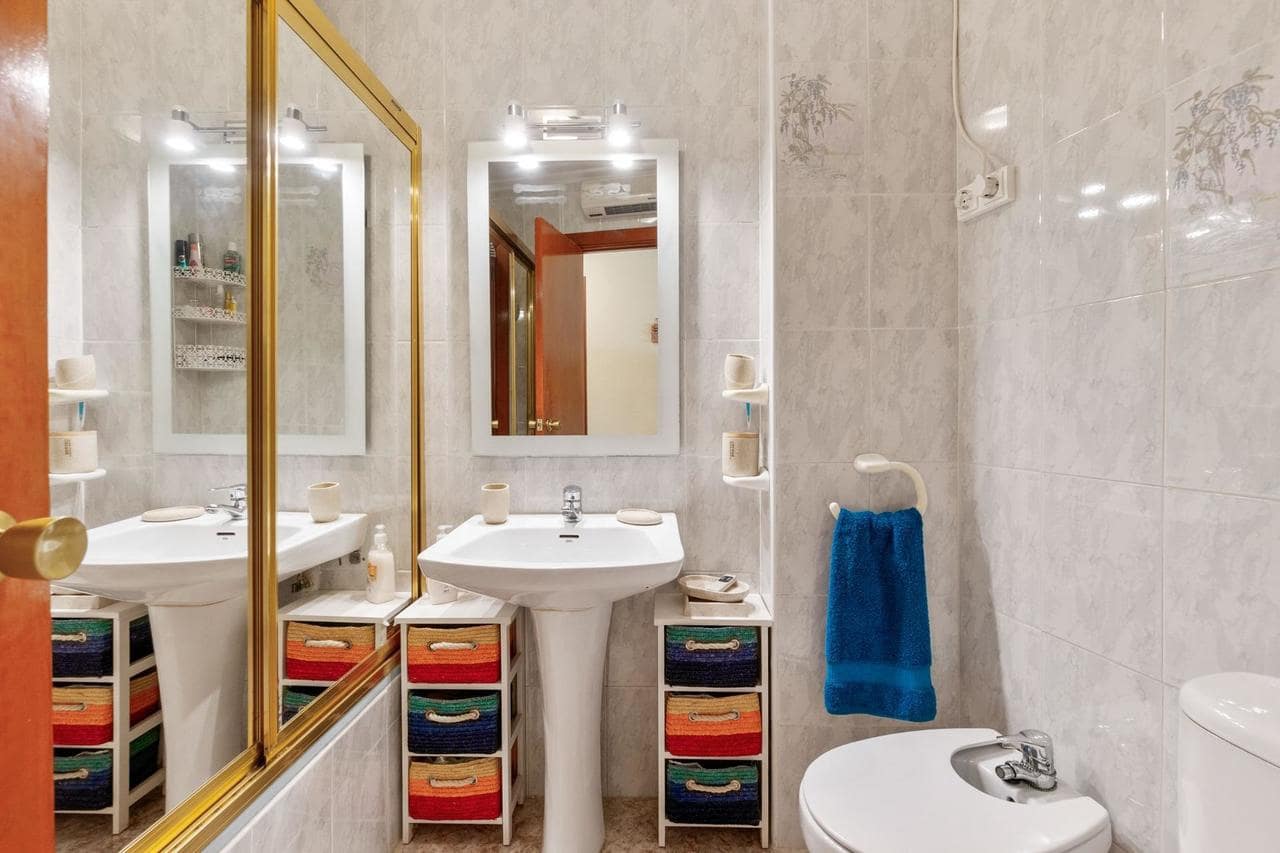 Apartamento de 3 habitaciones en Torrevieja en venta - 225.000 € (Ref: 9347187)