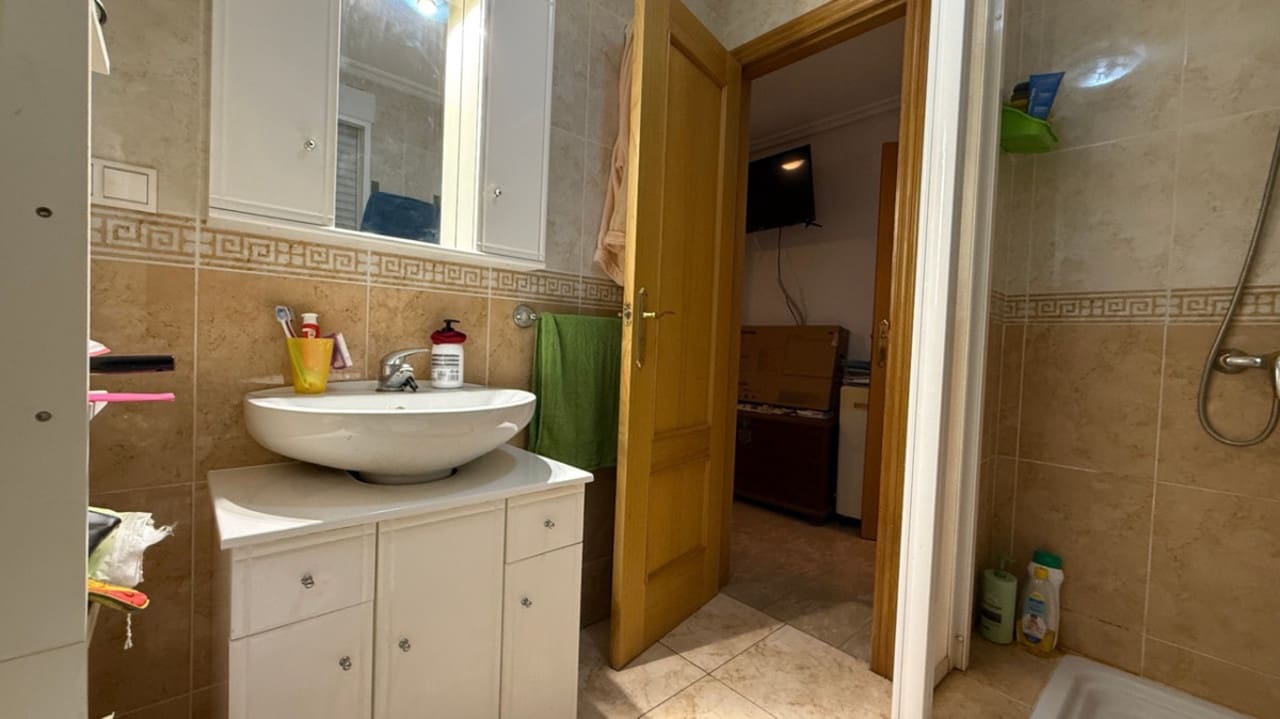 4 sovrum Lägenhet till salu i Torrevieja - 170 000 € (Ref: 9347192)