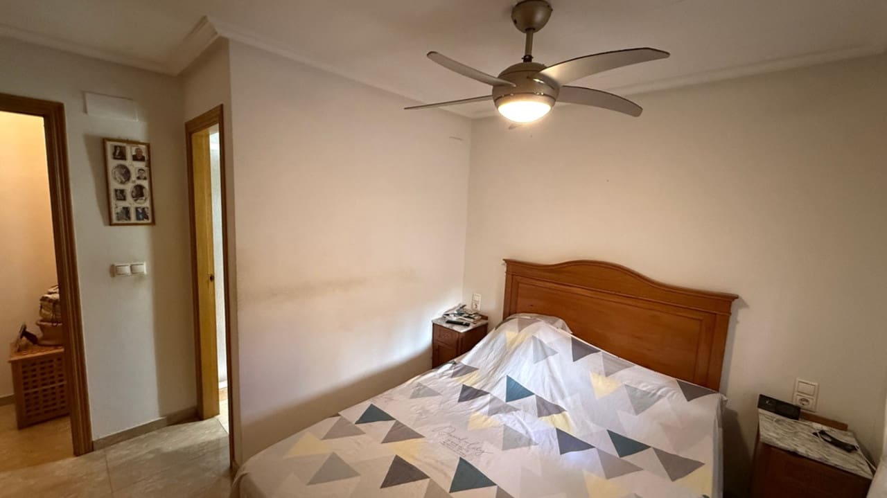 4 sovrum Lägenhet till salu i Torrevieja - 170 000 € (Ref: 9347192)