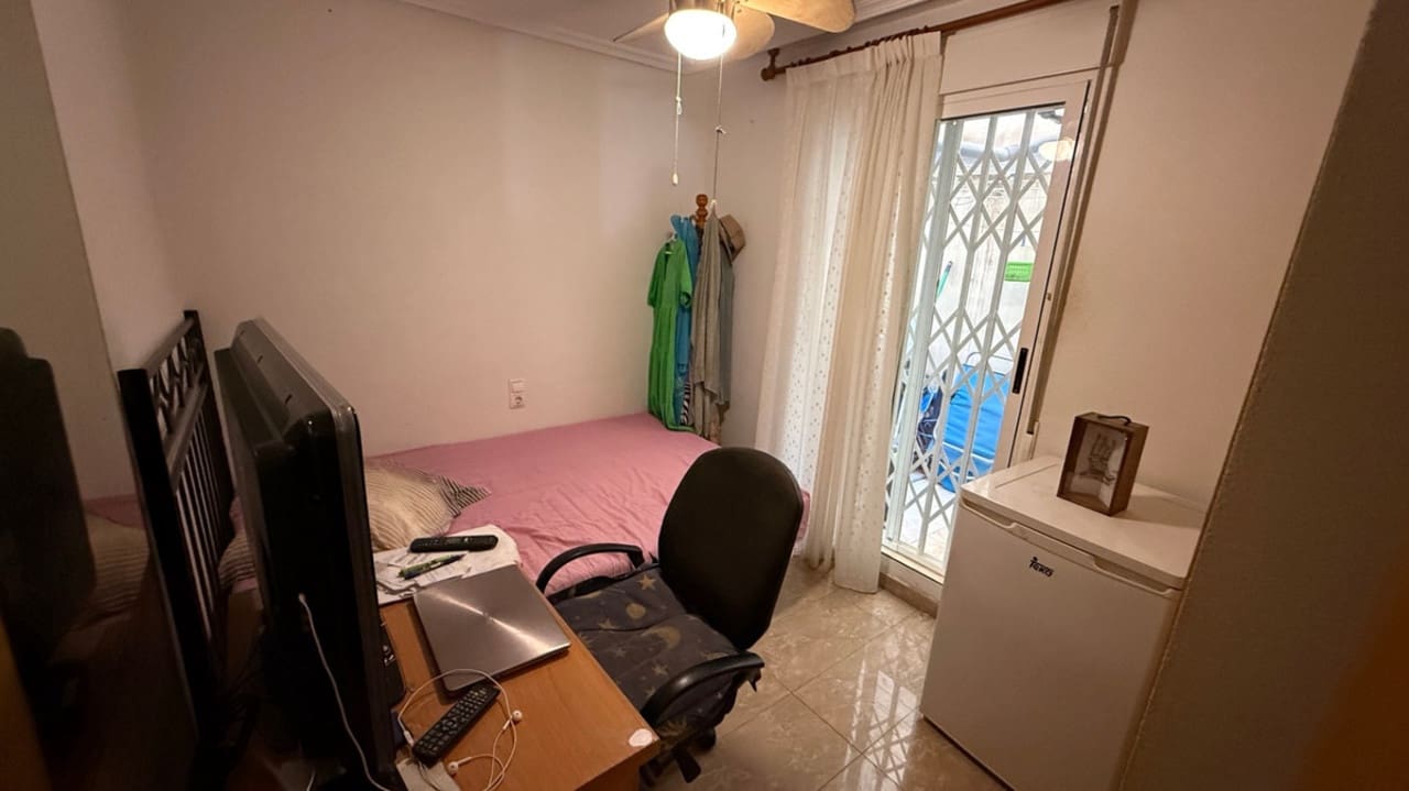 4 sovrum Lägenhet till salu i Torrevieja - 170 000 € (Ref: 9347192)