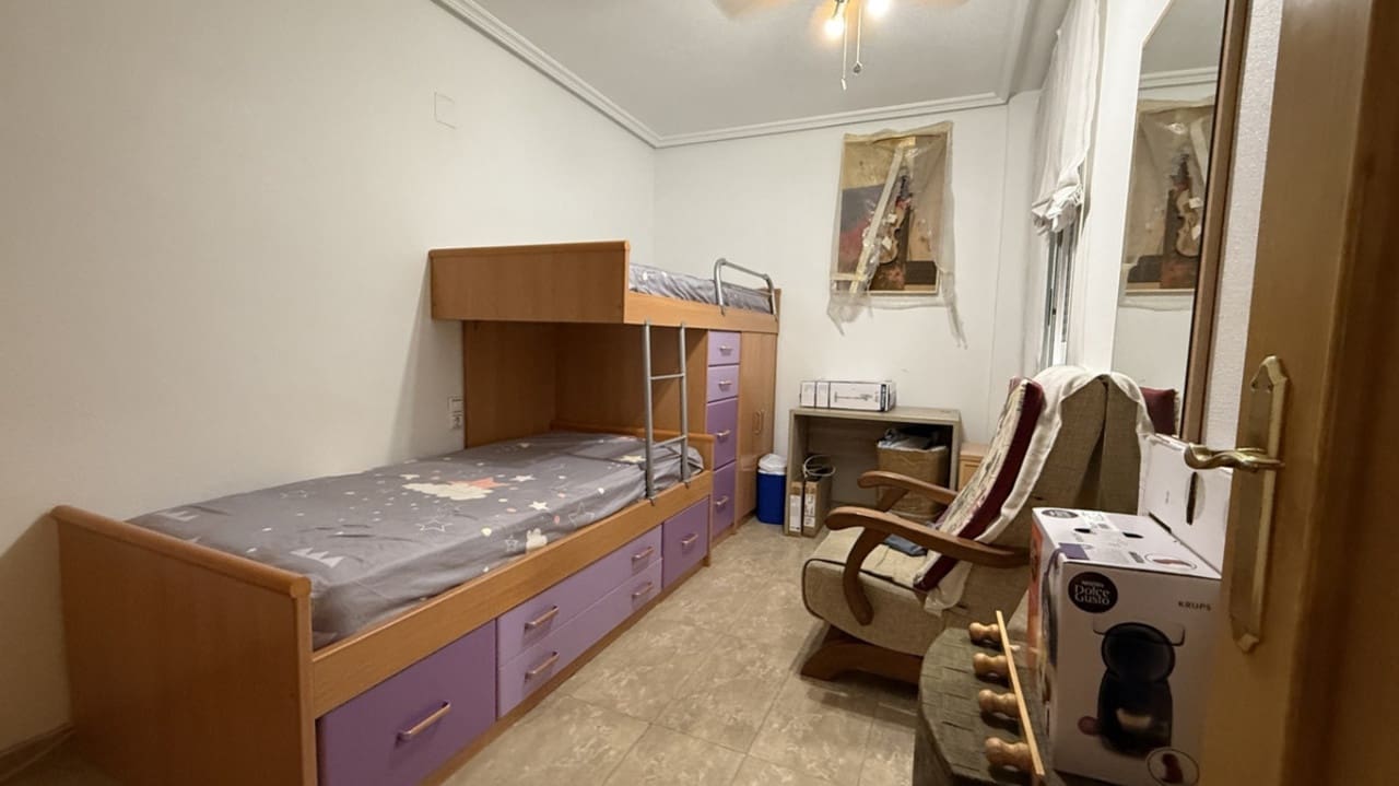 4 sovrum Lägenhet till salu i Torrevieja - 170 000 € (Ref: 9347192)